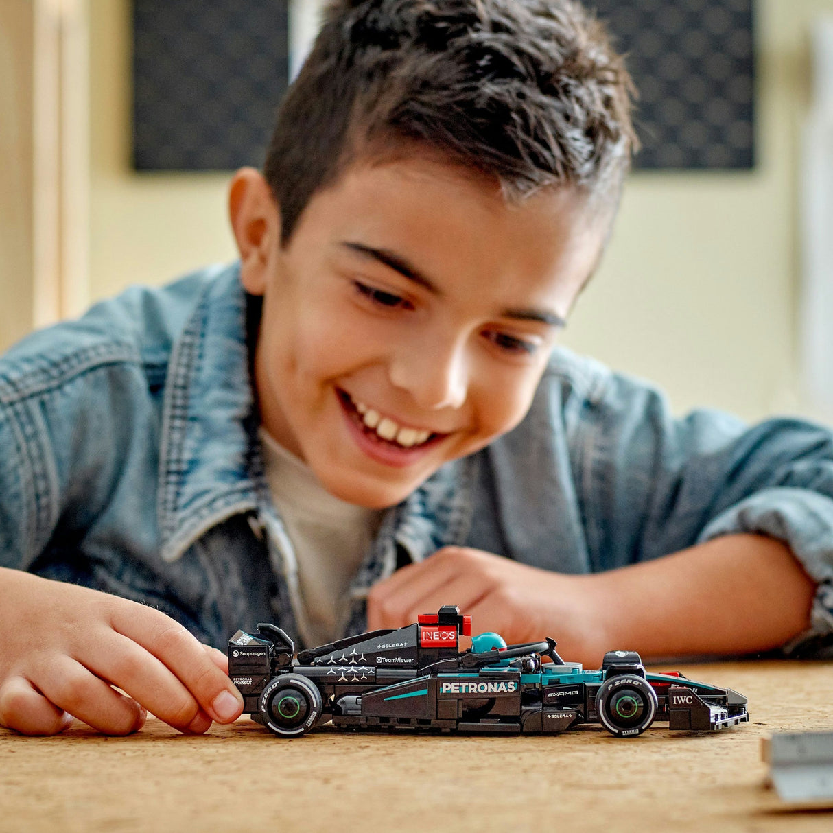 Lego Speed Champions 77244 La voiture de course Mercedes-AMG F1 W15