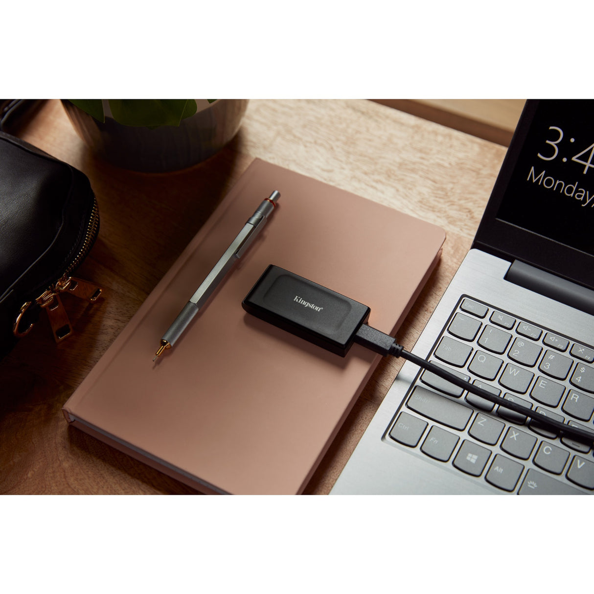 KINGSTON XS1000 PORTABLE 1 TB