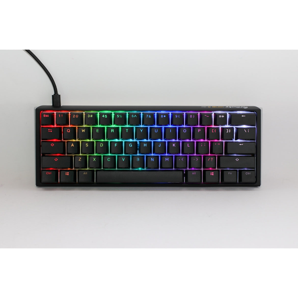 Clavier mécanique mini RVB classique Ducky One 3 (noir, disposition américaine (qwerty), marron cerise mx, 60 %, LED RVB, pbt double-shot, échangeable à chaud, mécanique charlatan)