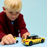 Lego ® city taxi jaune - jeu de construction de voiture miniature avec 2 figurines - taxi jouet classique - 60487