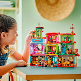 Lego Disney 43245 La maison magique de la famille Madrigal