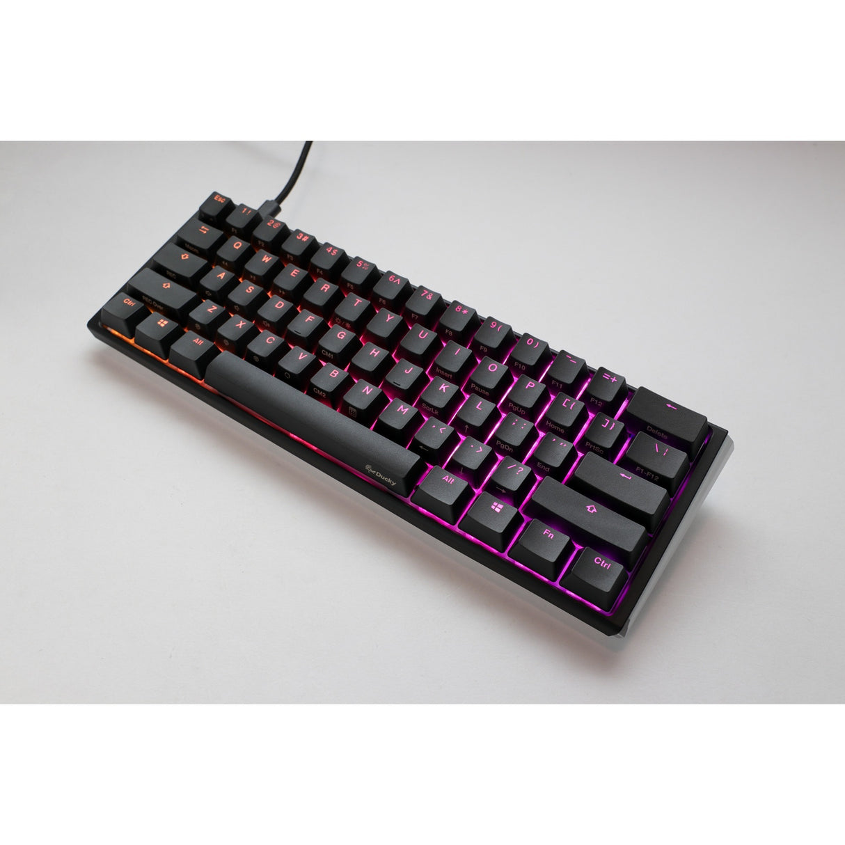 Clavier mécanique mini RVB classique Ducky One 3 (noir, disposition américaine (qwerty), marron cerise mx, 60 %, LED RVB, pbt double-shot, échangeable à chaud, mécanique charlatan)