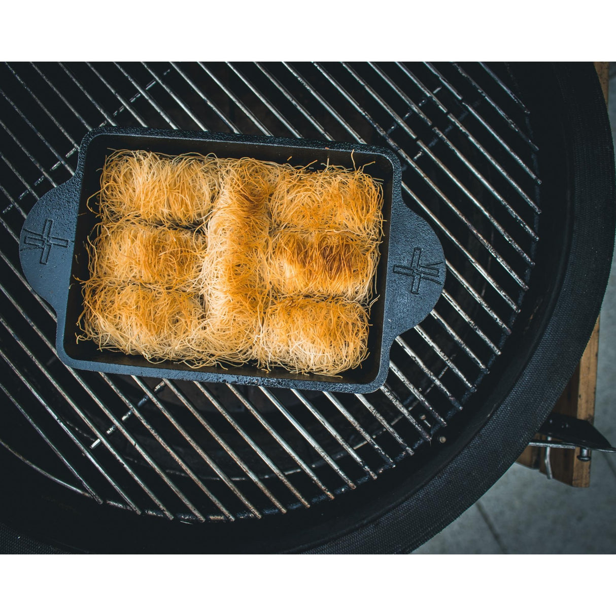 Le plat de cuisson du moulin à vent (noir)