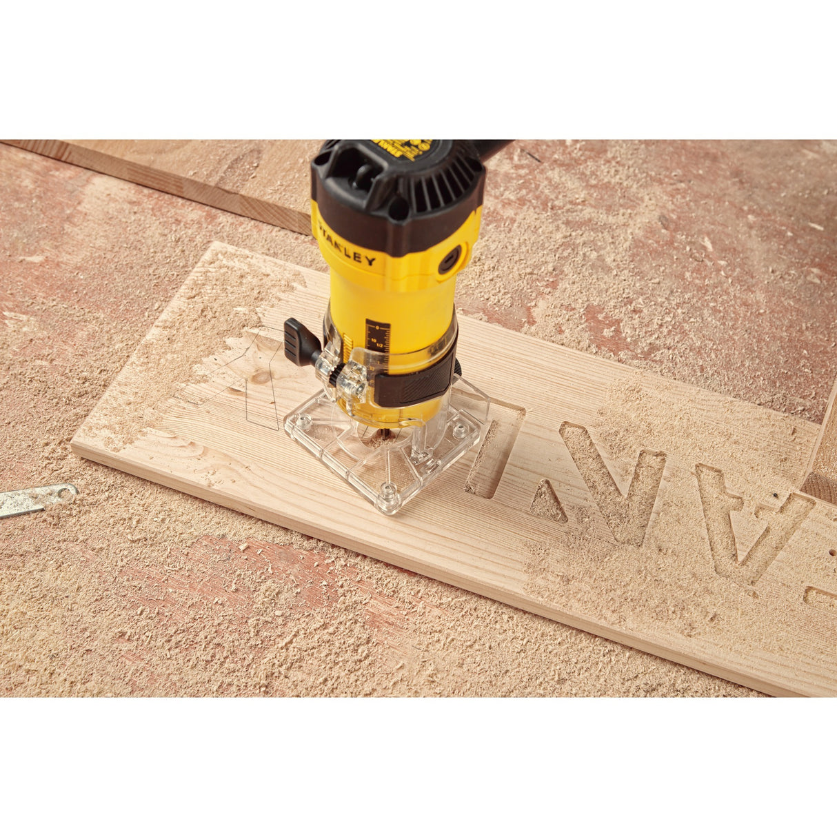 Fraiseuse de chant Stanley 550w (jaune noir)