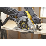 Scie circulaire Stanley fatmax v20 18v scie circulaire à main 190mm (noir jaune, batterie et chargeur inclus, avec étui)