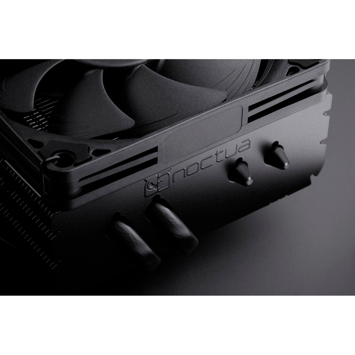 Refroidisseur de processeur Noctua nh-l9x65 chromax.black (noir, connexion PWM 4 broches)