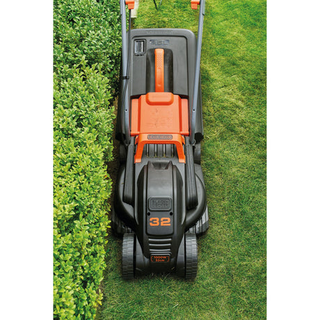 Tondeuse à gazon Black+decker 1000w 32cm + coupe-herbe 250w (noir orange, pelouses jusqu'à 250m²)
