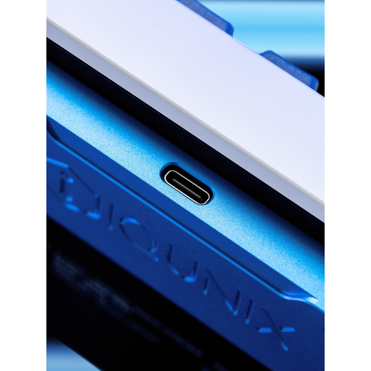 Clavier de jeu à commutateur magnétique Iqunix ez60 (noir, disposition américaine (qwerty), jeu de jade magnétique Gateron, 60 %, RVB, touches PBT double injection)