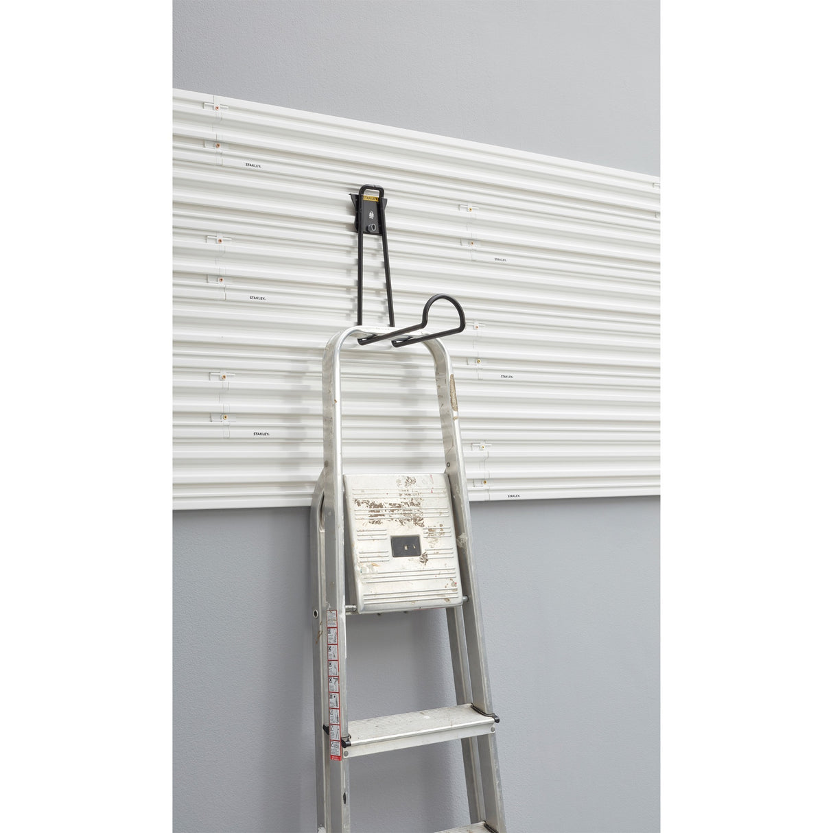 Stanley Stanley Track Wall Ladder Hook