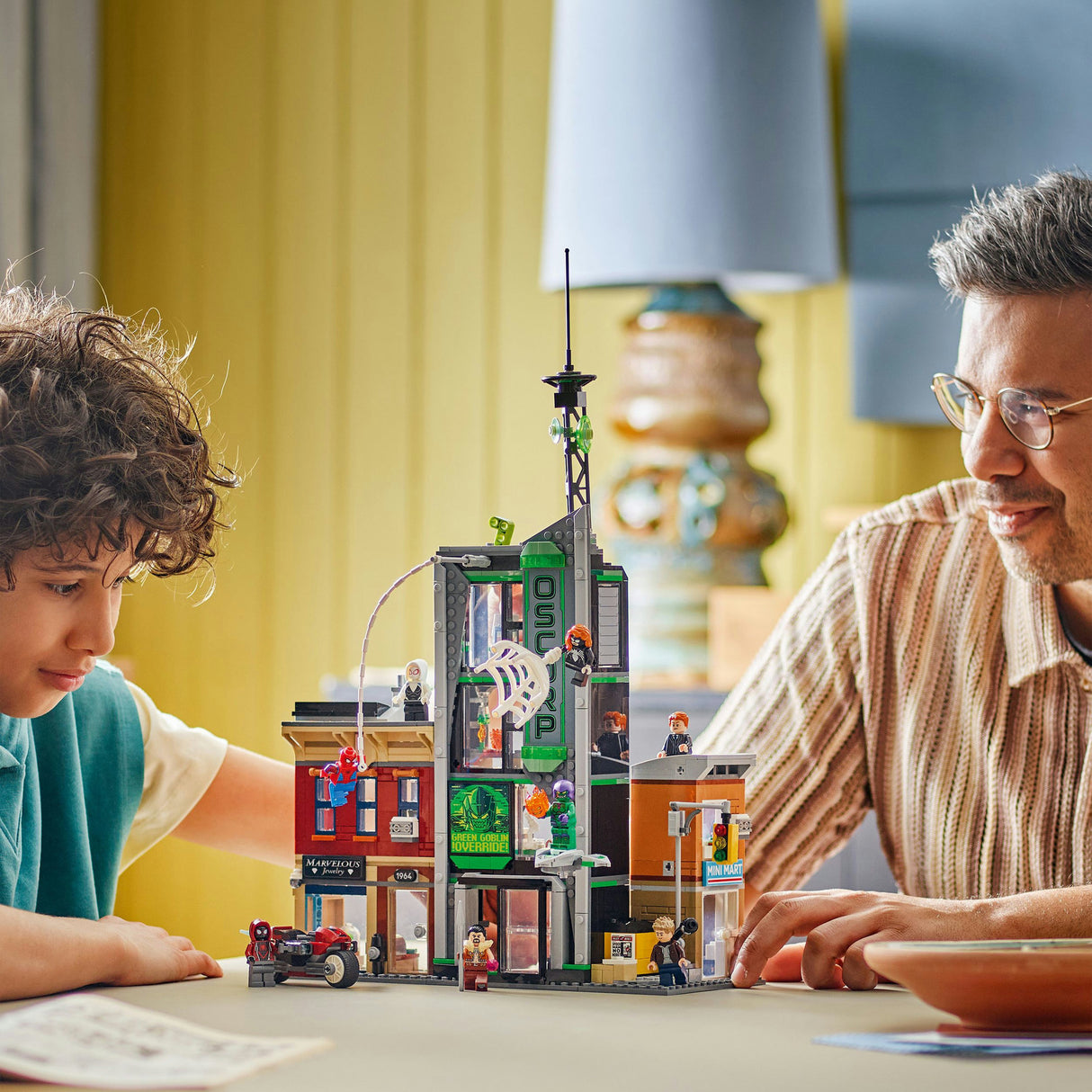 Lego® Marvel Spider-Man contre Oscorp - 76324