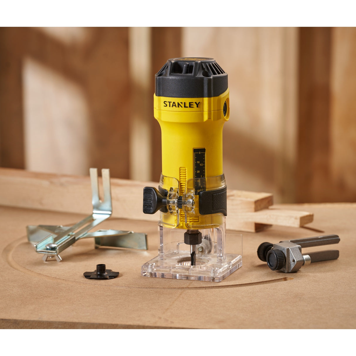 Fraiseuse de chant Stanley 550w (jaune noir)