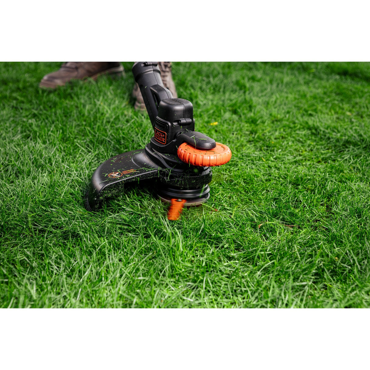 Coupe-herbe Black+decker 18v avec 2 lames et coupe-herbe à batterie (noir orange, 25 cm, batterie incluse)