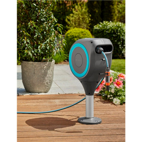 Gardena boîtier de tuyau de terrasse enroulable s enrouleur de tuyau (gris blanc, 15 mètres, avec spray de nettoyage)