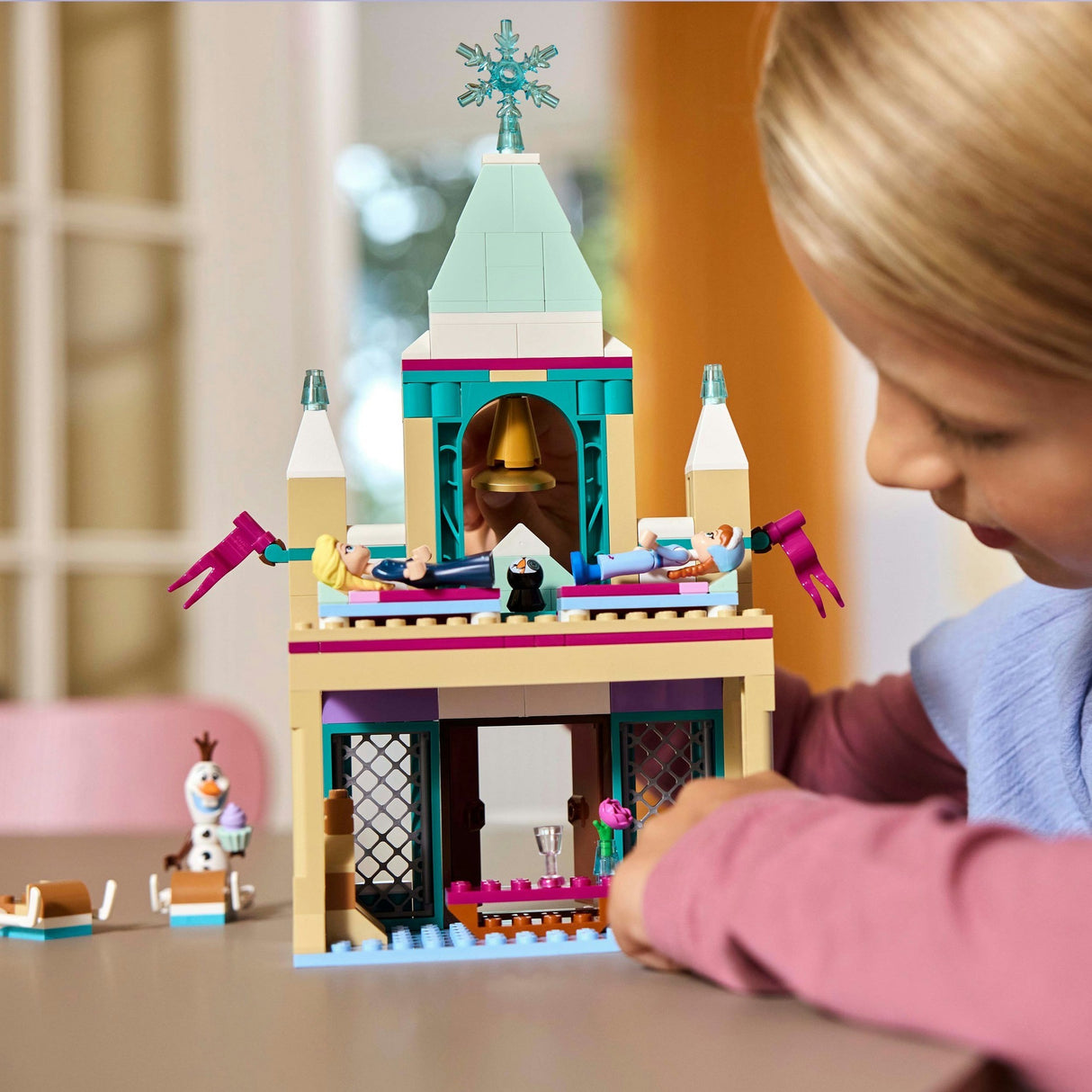 Lego Disney Princess 43265 Le château d'Arendelle congelé