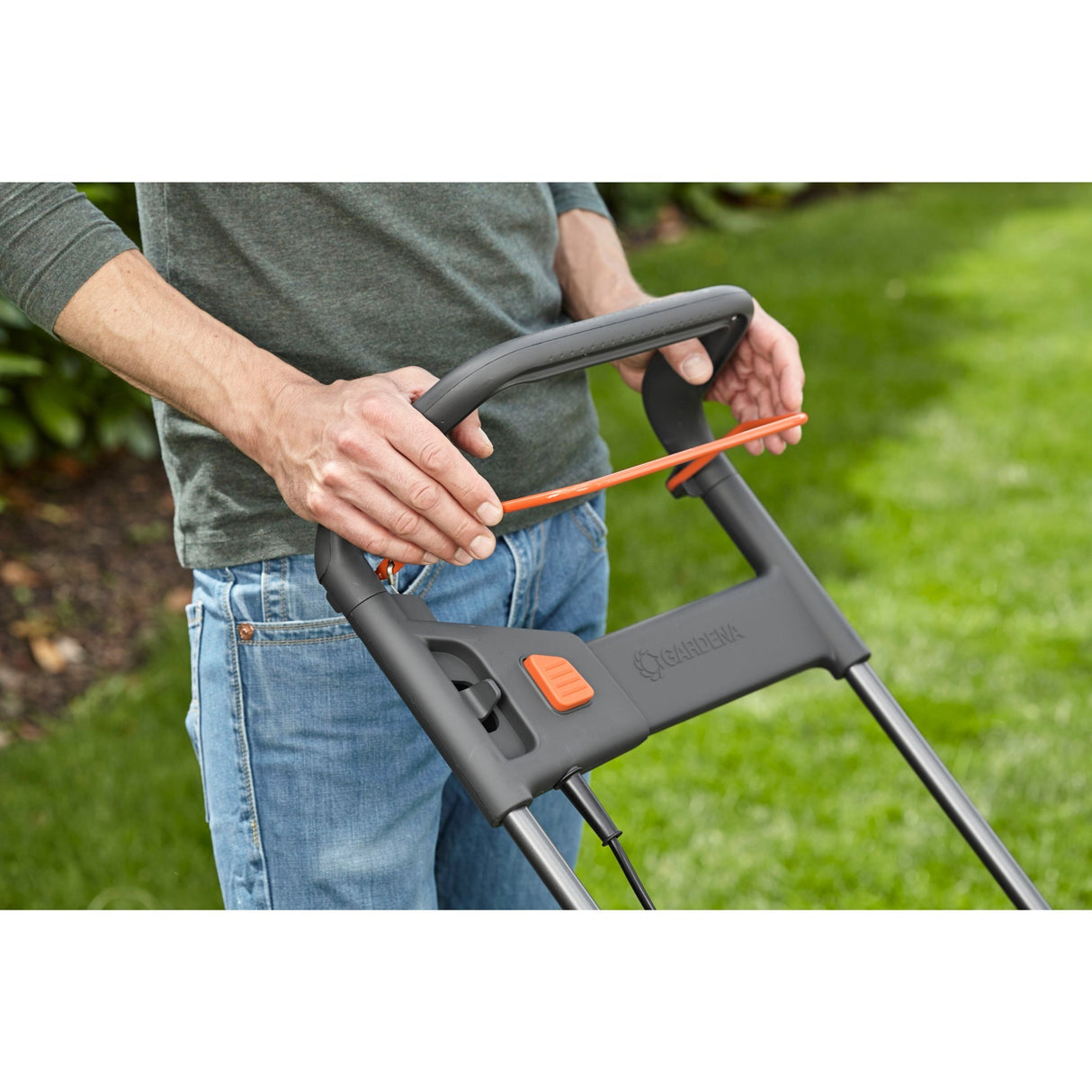 Gardena Gardena Electric Lawn Mower Powermax 1800 42