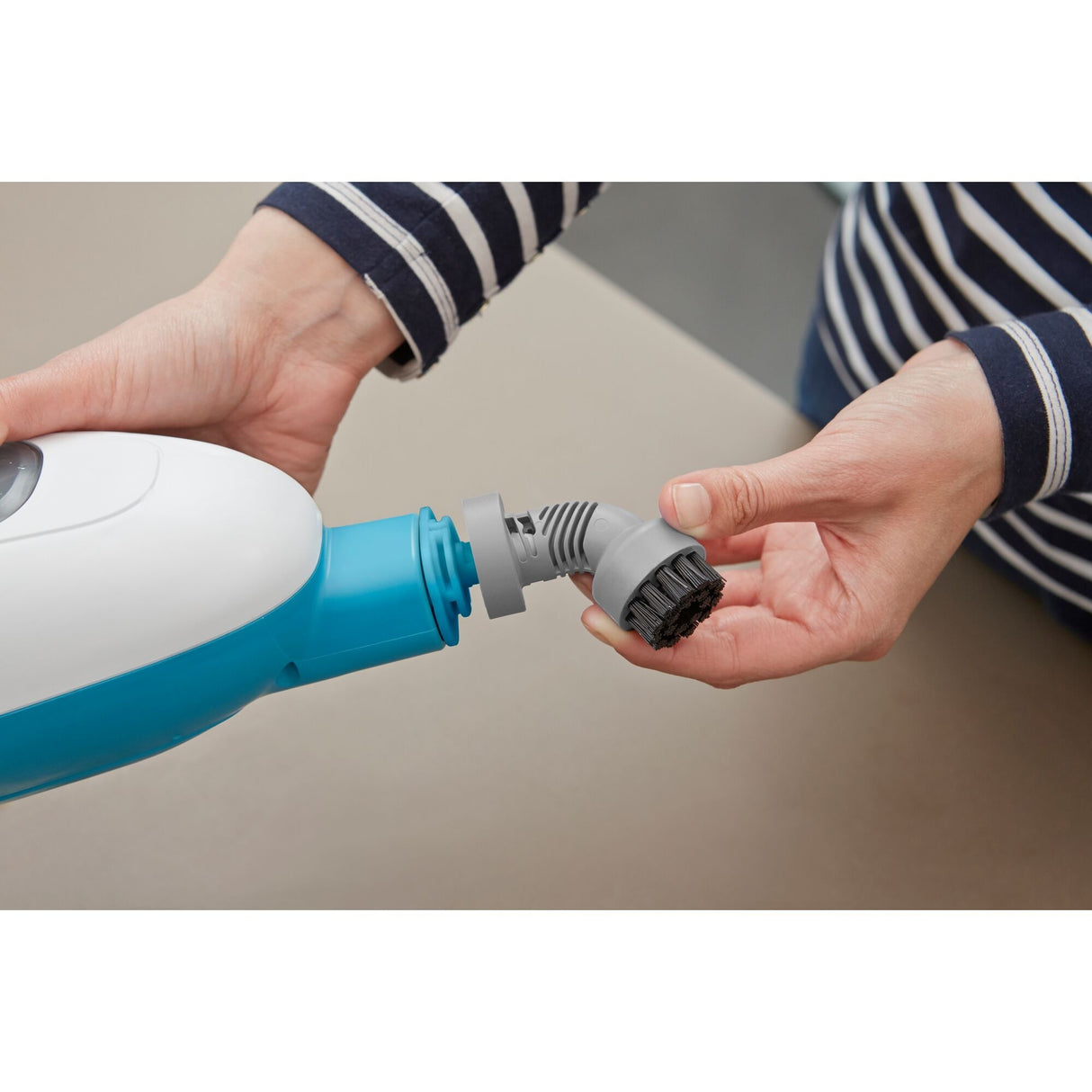 Black+Decker FSMH13E10-QS Balai vapeur 10 en 1 1 300 W avec accessoires Nettoyeur vapeur (Blanc)