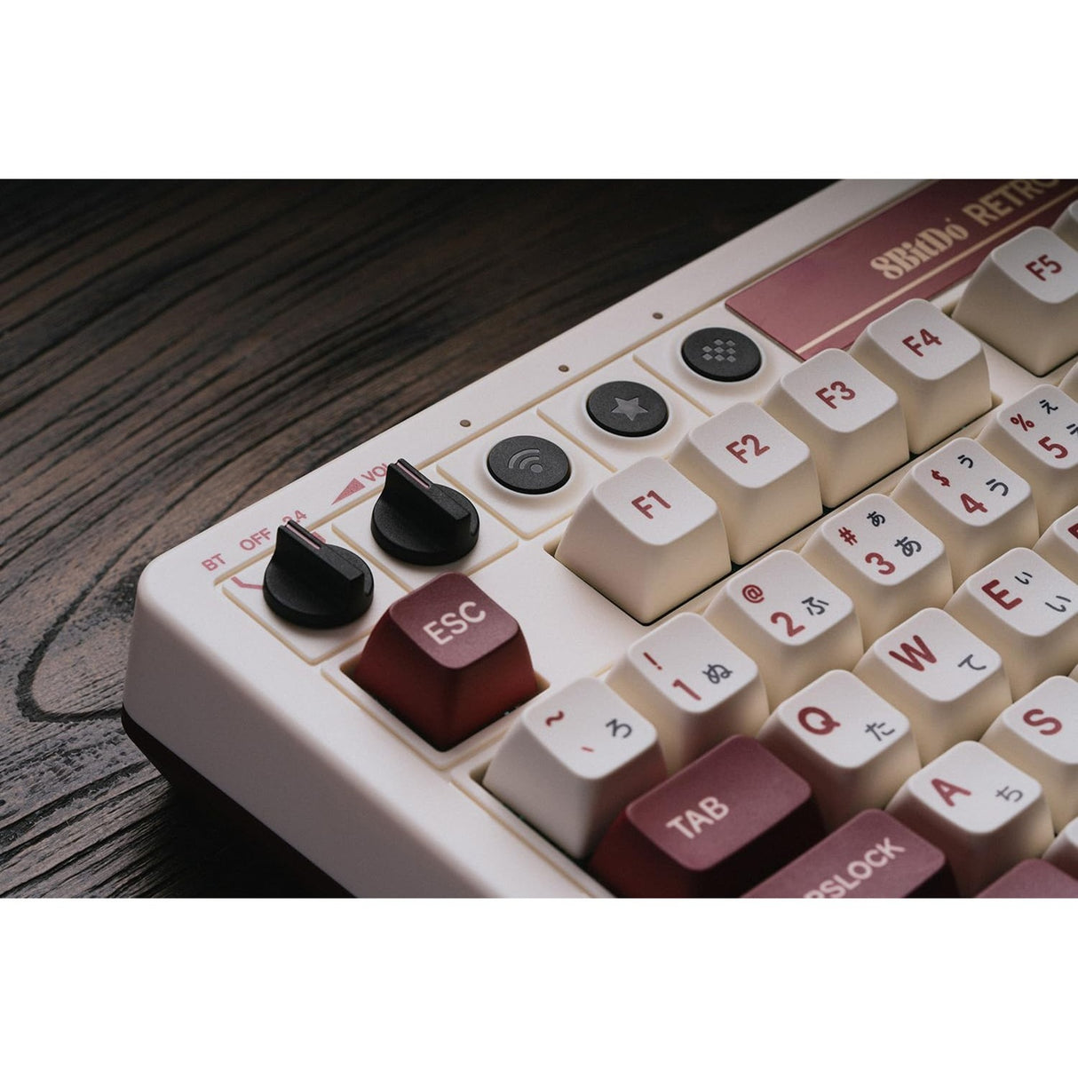 Édition familiale du clavier mécanique rétro 8bitdo