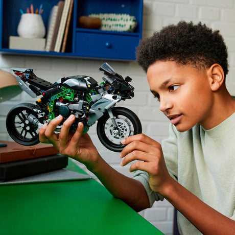 LEGO Technic La moto Kawasaki Ninja H2R - 42170