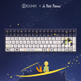 Clavier de jeu mécanique Iqunix F97 Starry Tryst RGB (bleu foncé, disposition américaine (QWERTY), Iqunix Little Prince, 96 %, LED RVB, remplaçables à chaud, PBT, 2,4 GHz | Bluetooth 5.1 | USB-C)