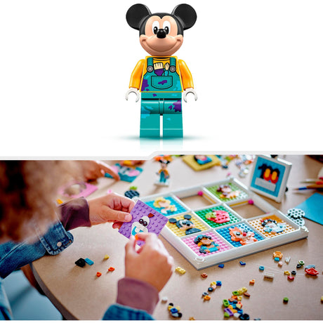 Lego Disney - 100 ans de figurines d'animation Disney, jouets de construction (43221)