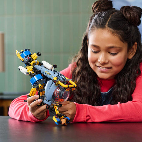 Sous-marin Lego Technic 42201 pour la recherche en haute mer