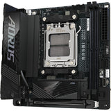 Carte mère Gigabyte B850i Aorus Pro Socket AM5 (noir, RAID, 2,5 Go-LAN, Wi-Fi 7, BT, son, Mini-ITX)