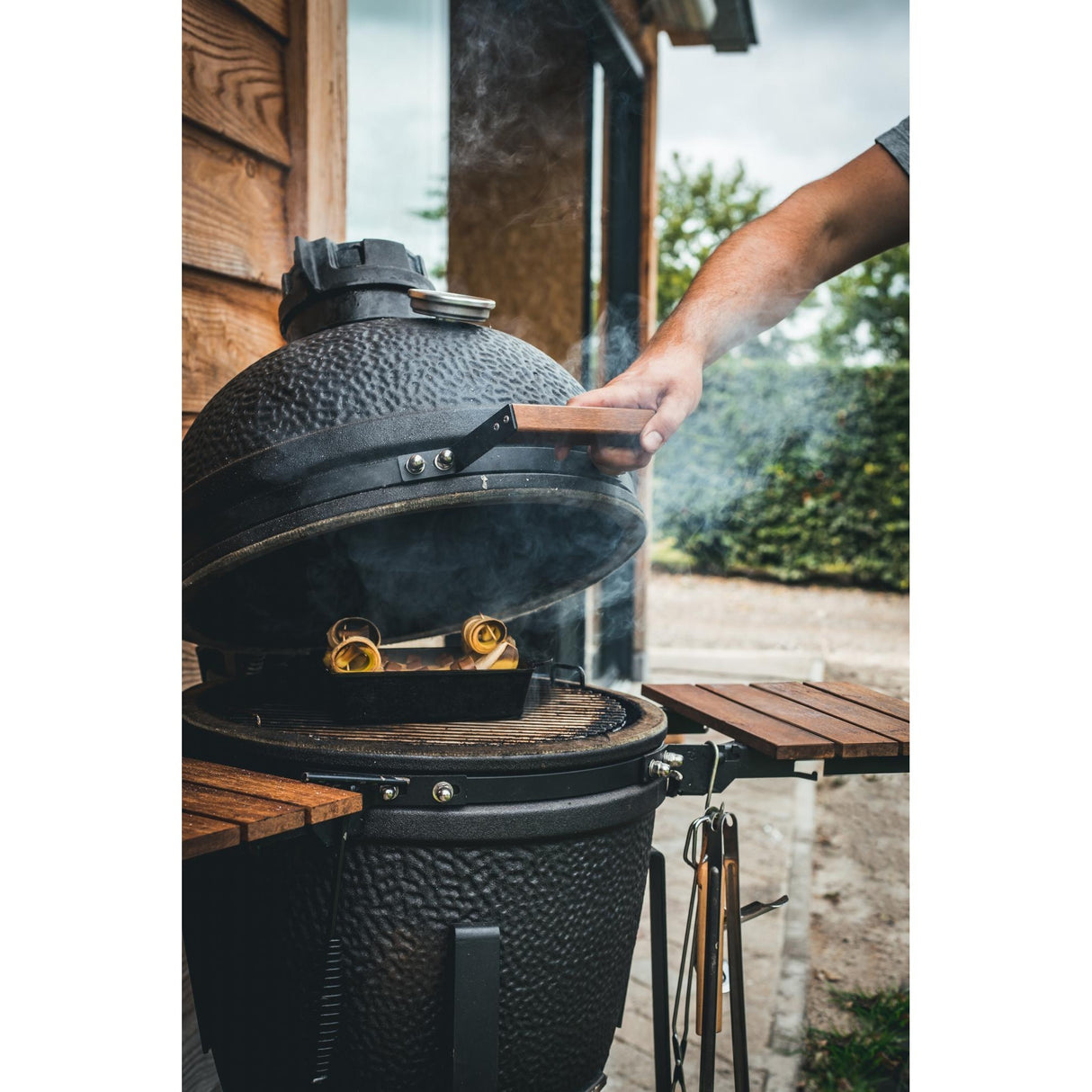 Le plat de cuisson du moulin à vent (noir)