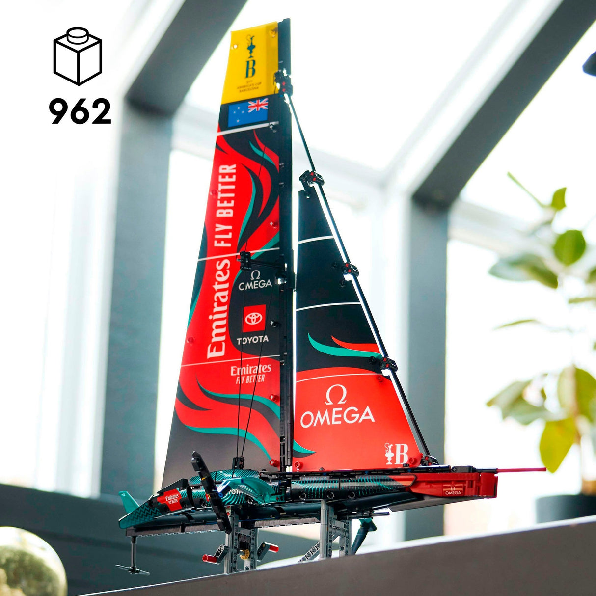 Lego technic 42174, le yacht ac75 de l'équipe Emirates de Nouvelle-Zélande