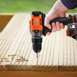Tournevis Black+decker 18v + lot de scie sauteuse pendulaire 18v (noir orange)