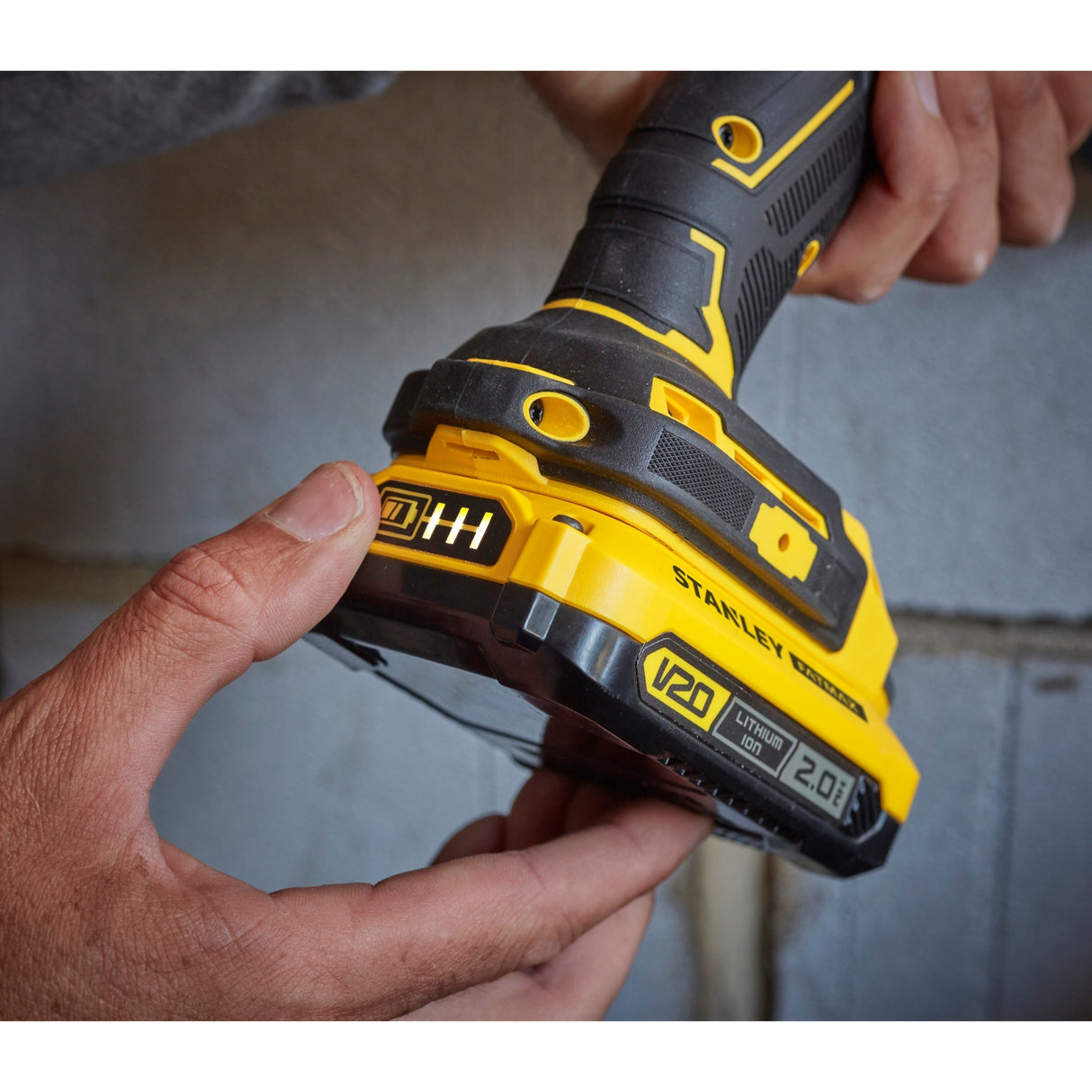 Stanley Fatmax V20 18V 2.0AH Lithium-ion Battery