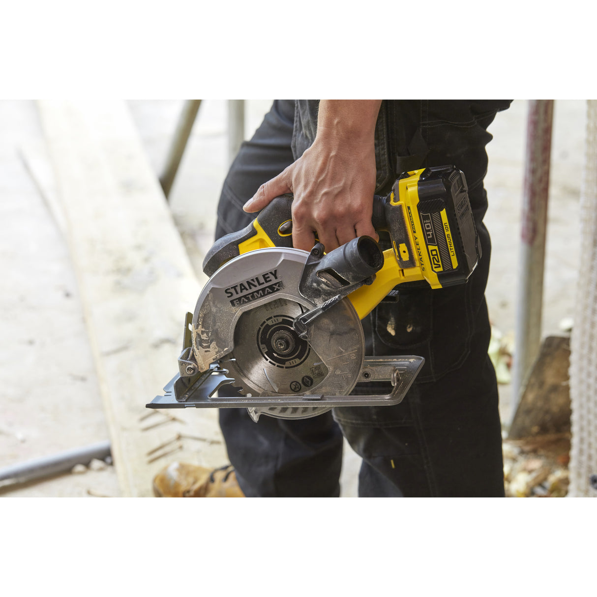 Scie circulaire manuelle Stanley fatmax v20 18v (noir jaune, batterie et chargeur non inclus)