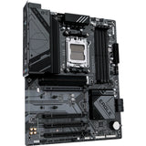 Carte mère Gigabyte B650 Eagle Socket AM5 (RAID, GB-LAN, Son, ATX)
