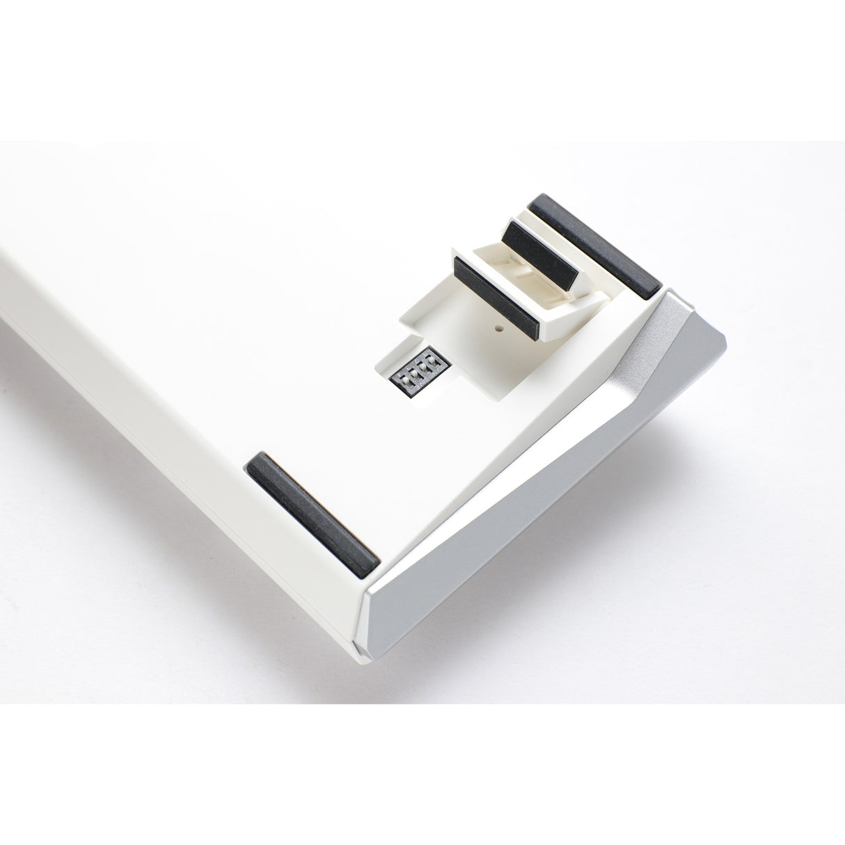 Ducky one 3 pur blanc sf