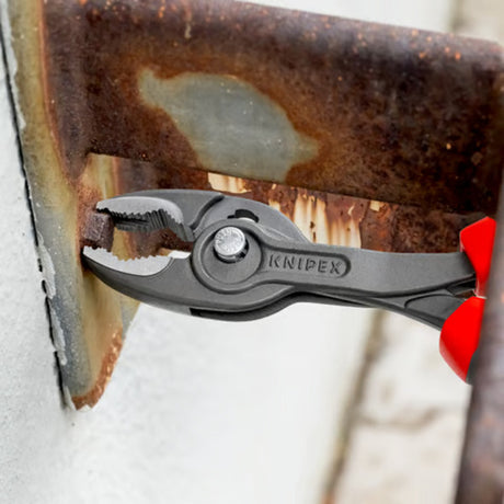 Pince à poignée avant Knipex | longueur 200 mm | gaines polies multi-composants | phosphaté noir | 1 pièce - 82 02 200 - 82 02 200
