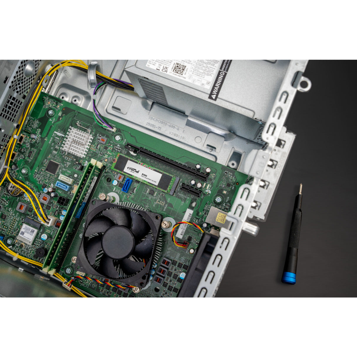 SSD Crucial e100 1 To (PCIe 4.0 x4, NVME, M.2 2280)