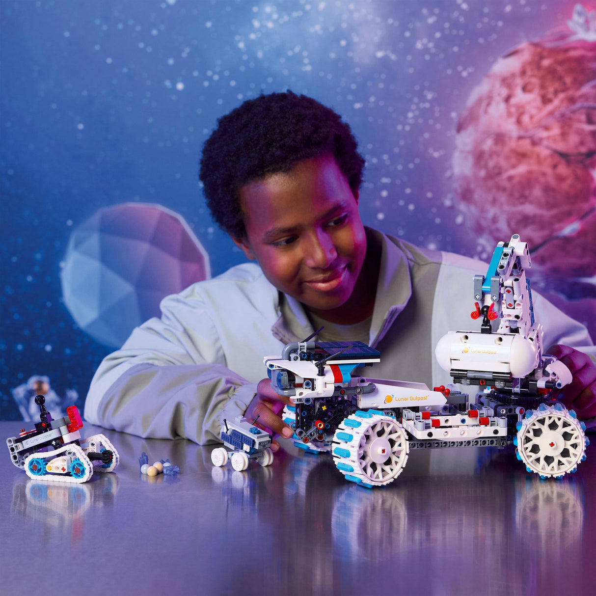 Lego Technic 42211, avant-poste lunaire, véhicule spatial Moon Rover