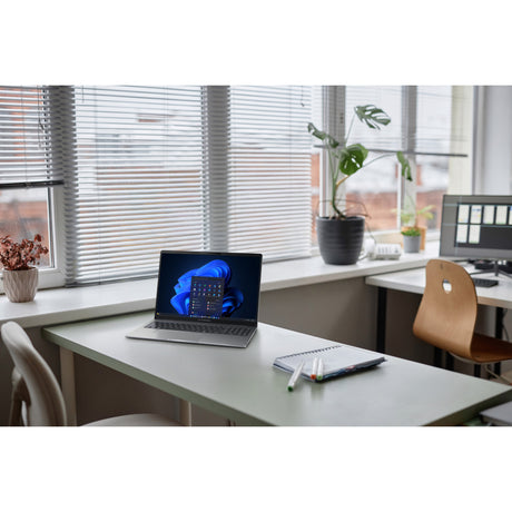 Asus expertbook p5 pm5606cga-pl0034x 16 copilot + ordinateur portable (gris | ryzen ai 7 445 | radeon 840m | 32 go | SSD 1 to)