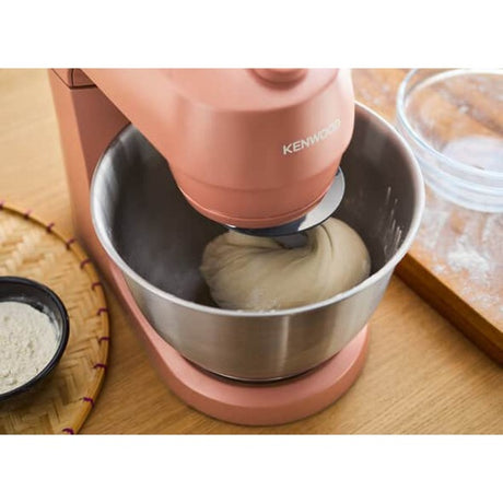 Le robot culinaire Kenwood devient rouge argile
