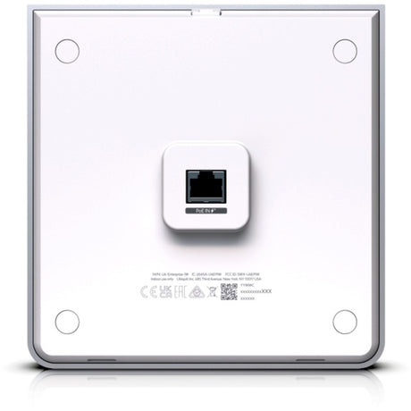 Ubiquiti U6 Enterprise dans le mur