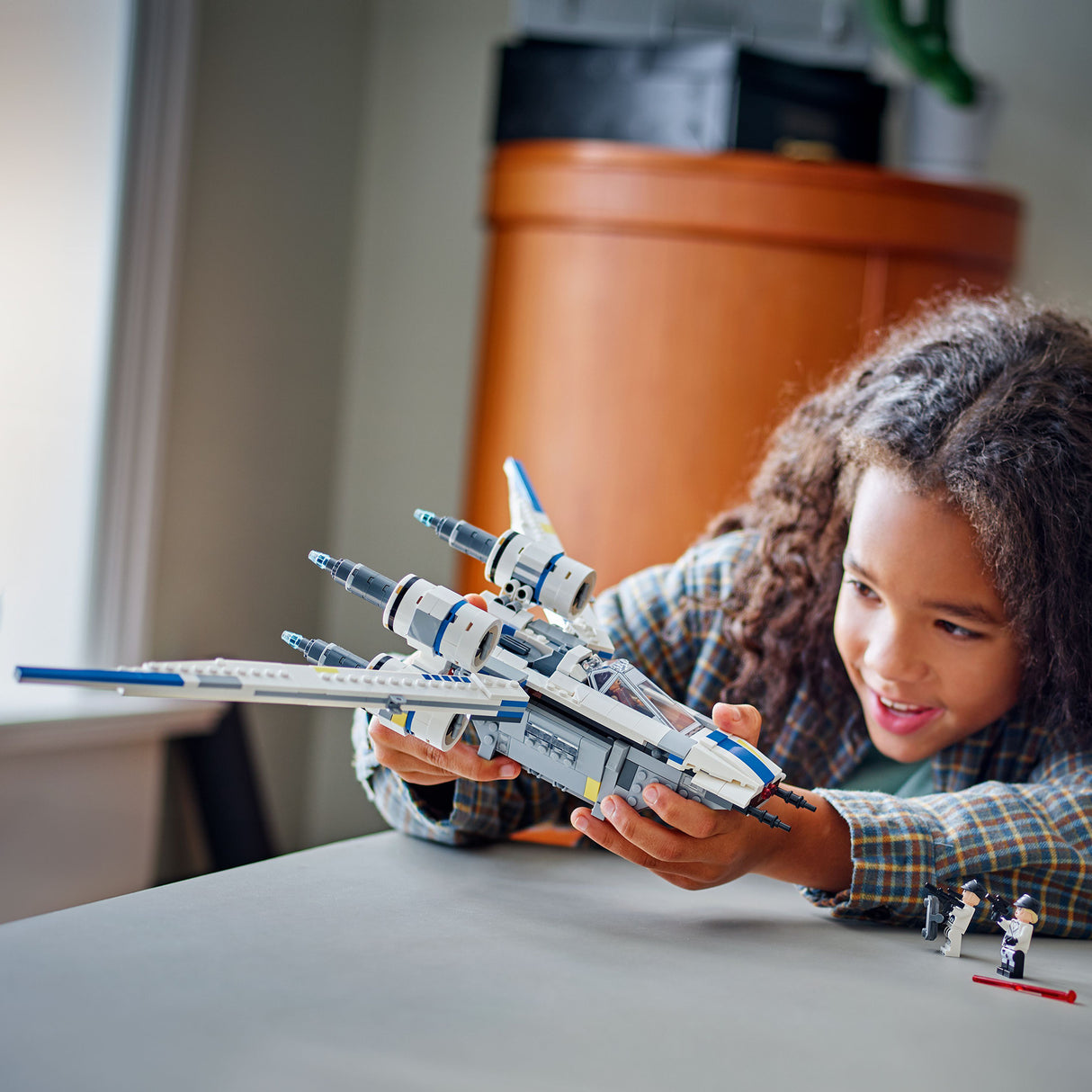 Lego ® star wars : andor™ rebelle u-wing starfighter™ - 75399