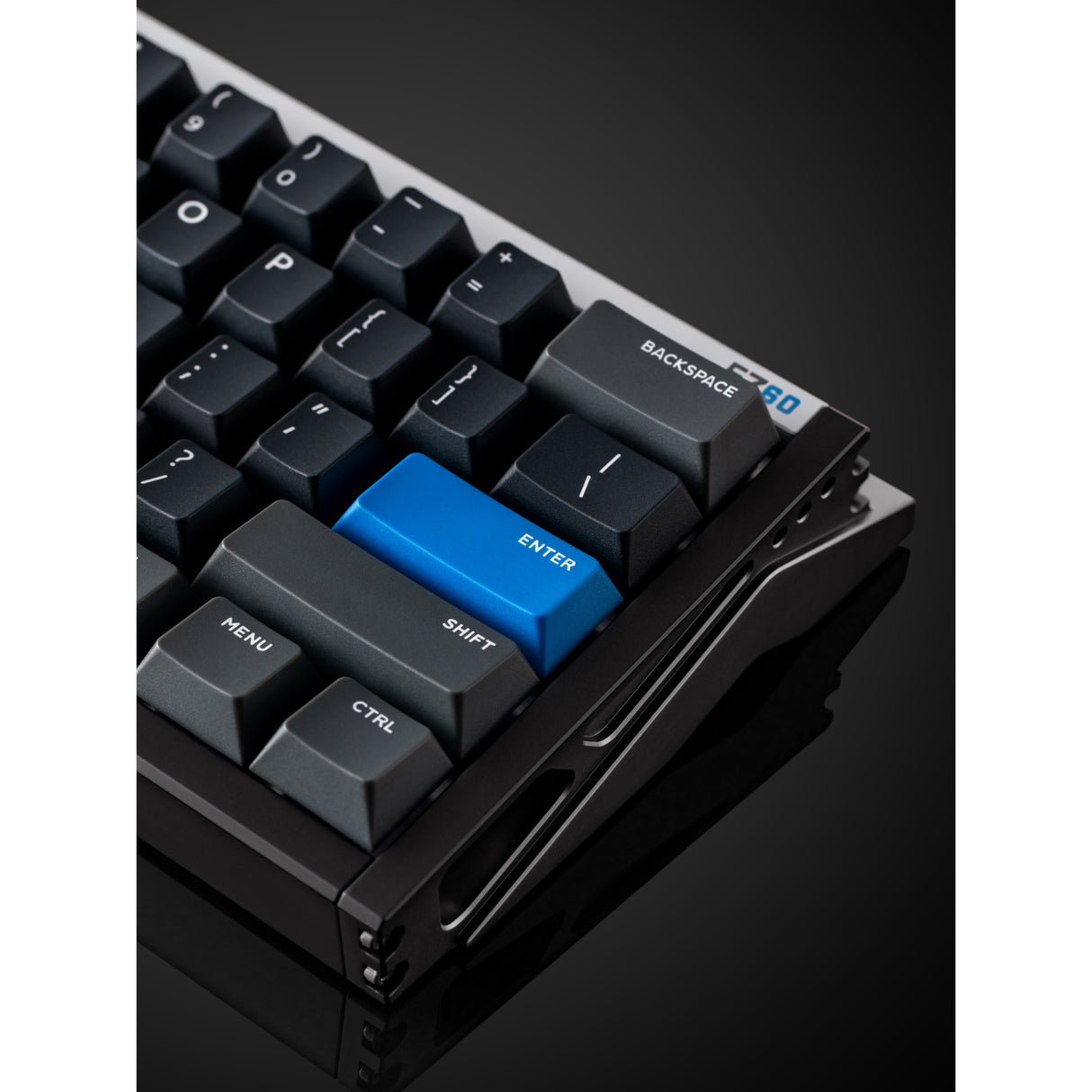 Clavier de jeu à commutateur magnétique Iqunix ez60 (noir, disposition américaine (qwerty), jeu de jade magnétique Gateron, 60 %, RVB, touches PBT double injection)