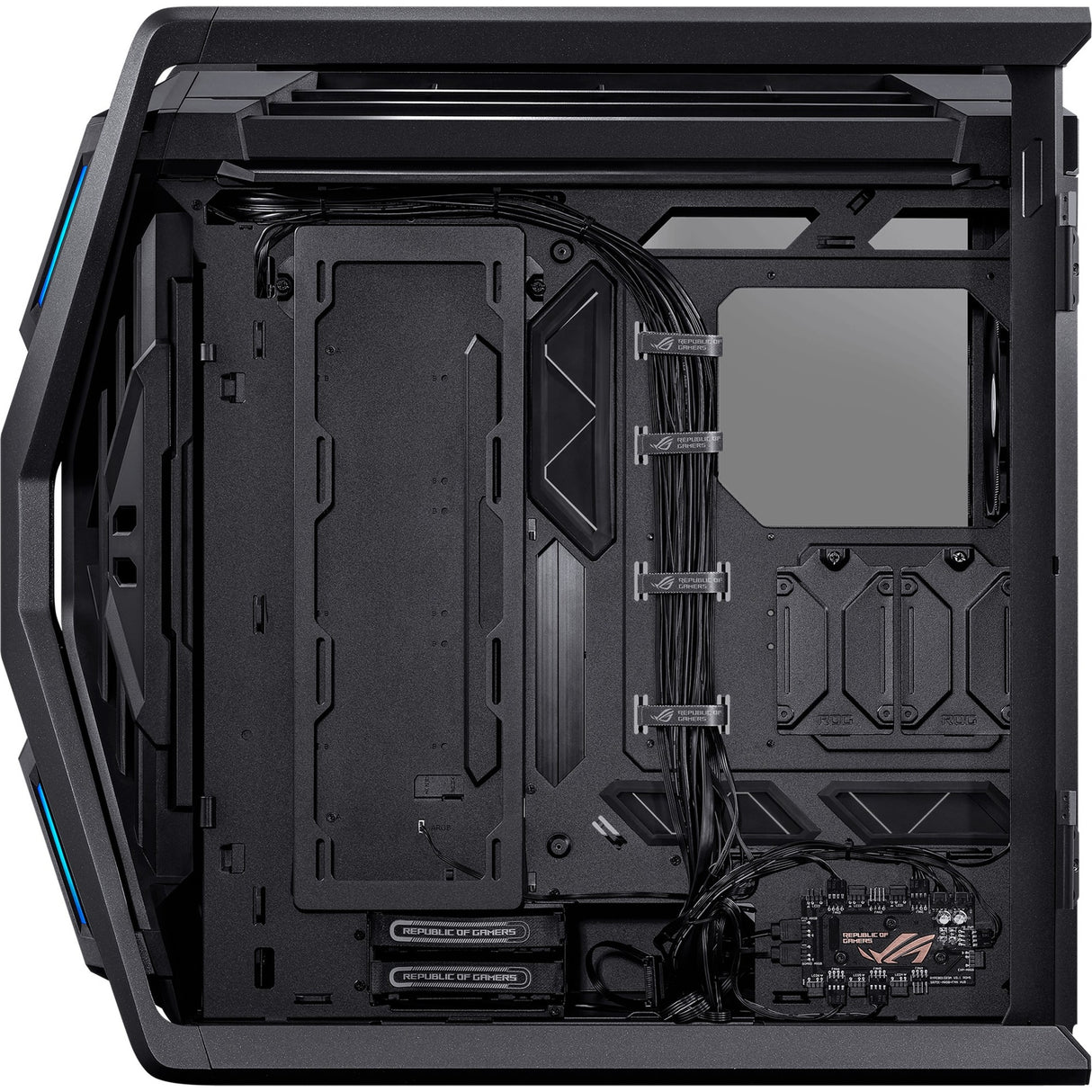 Boîtier grande tour Asus rog hyperion gr701 (noir | 4x usb-a | 2x usb-c | rgb | verre trempé)