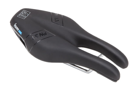 En collaboration avec Saddle en collaboration avec PN3.1 Performance étroite