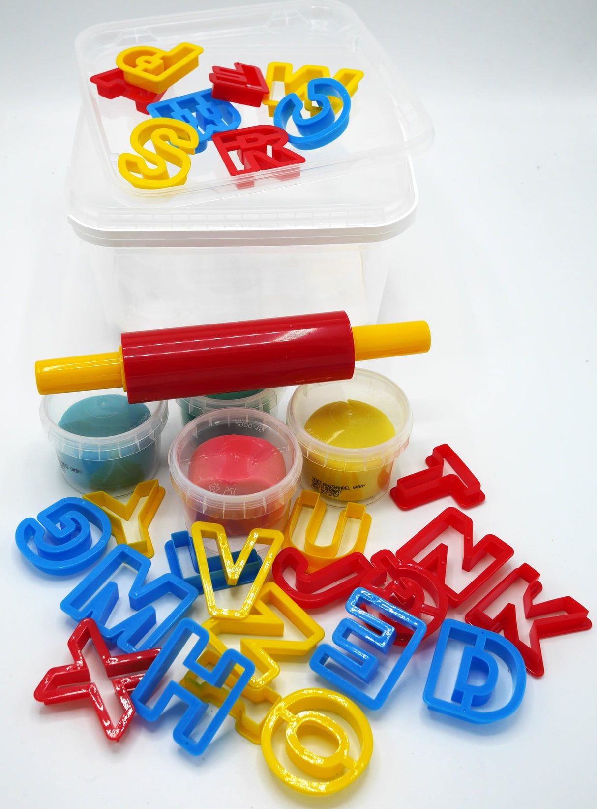 Ensemble d'argile Vedes createk avec les formes de l'alphabet et 4 pots d'argile