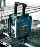 Makita mr006gz | radio de chantier | fm suis bluetooth | corps | sans piles ni chargeur, en boîte - mr006gz