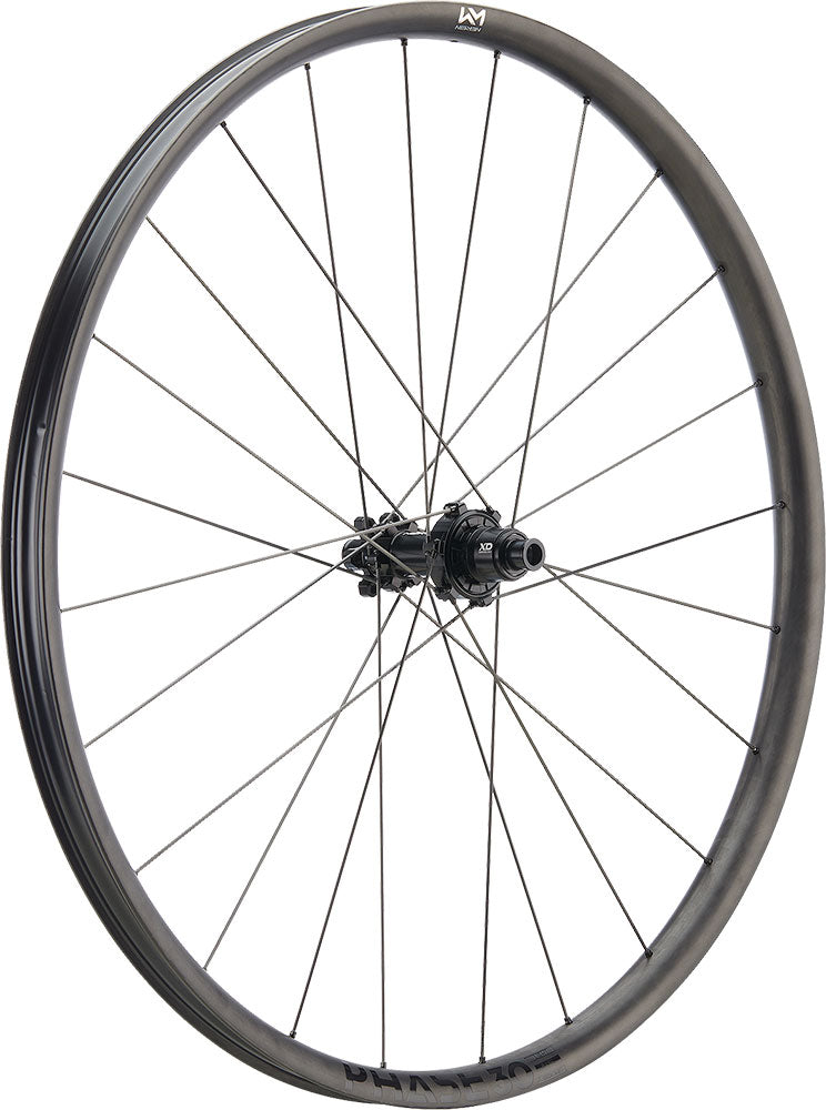 Roue arrière Newmen phase 30 light vonoa 29 6 boulons 12x148 fade carbone