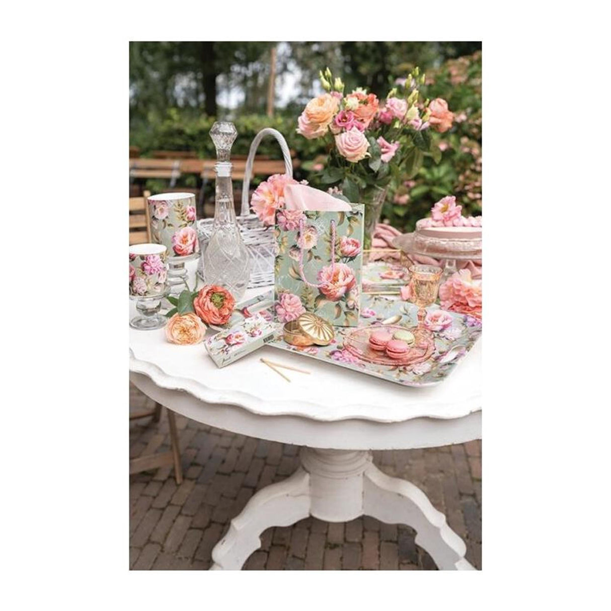 Composition de pivoines torchon Ambiente