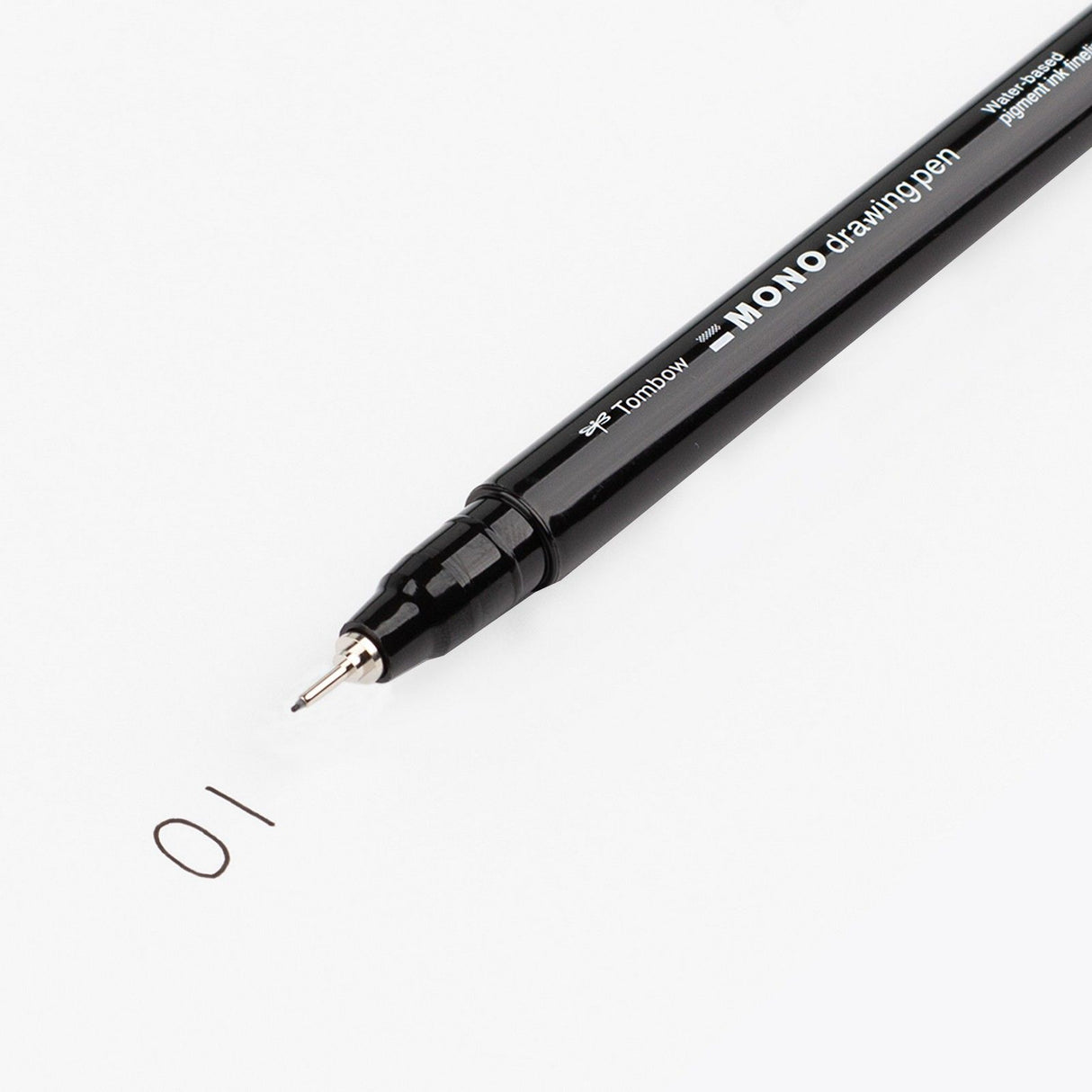 Tombow • stylo à dessin mono fineliner, largeur de trait 01 (env. 0,25 mm), noir