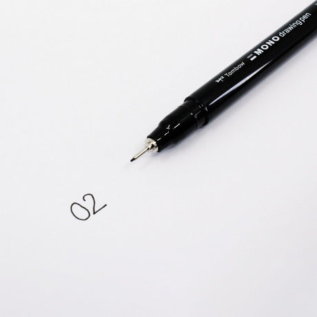 Tombow • stylo à dessin mono fineliner, largeur de trait 02 (env. 0,30 mm), noir