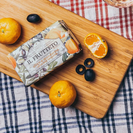 Savon Nesti dante il frutteto olive mandarine 250gr.